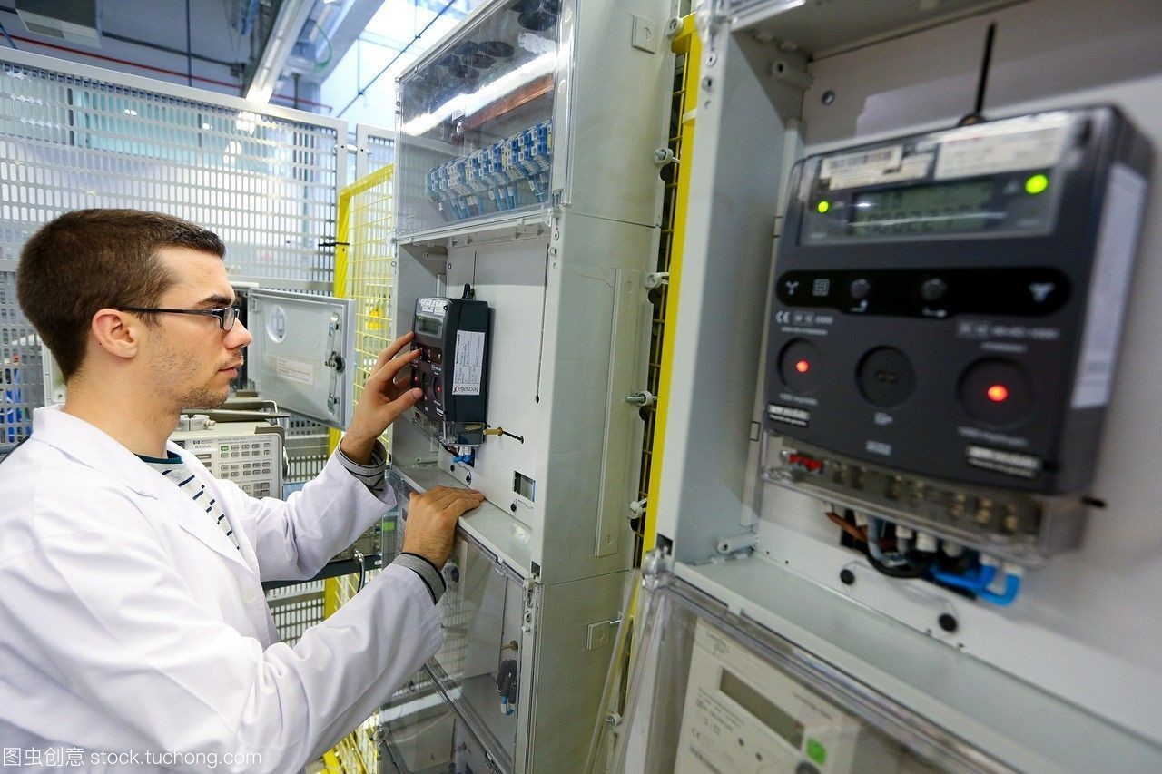 研究員。電器柜性能計數器。低壓微網絡。用于智能電網和智能電表的測試和證書服務。電力電子設備認證。技術服務行業。tecnaliaresearch&innovationbizkaiabasquecountry,西班牙。