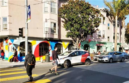 自動(dòng)駕駛技術(shù)開(kāi)發(fā)排行榜 群雄逐鹿，誰(shuí)主沉浮